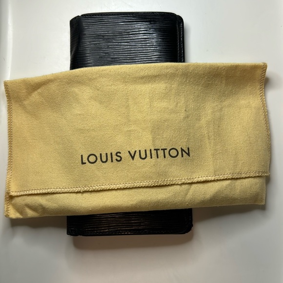 Louis Vuitton Epi Portefeuille Brazza Wallet with Dust Bag - Picture 6 of 6